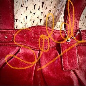 Beautiful Rare Deep pink COACH Satchel EUC!!